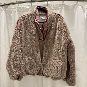 Eleven Eleven Pullover Fleece